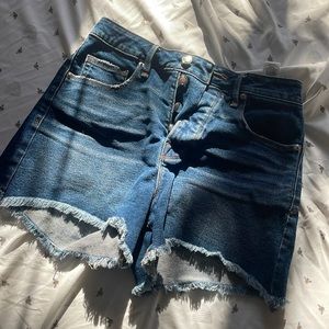 Good American Jean shorts